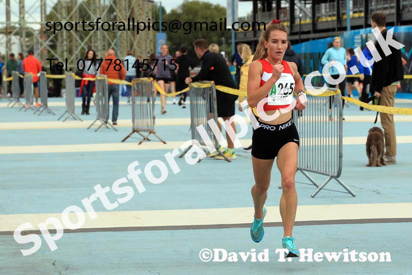 Senior womens 4 Stage Relay, 2022 Northern Road Relays, SportsCity, Manchester. Photo: David T. Hewitson/Sports for All Pics